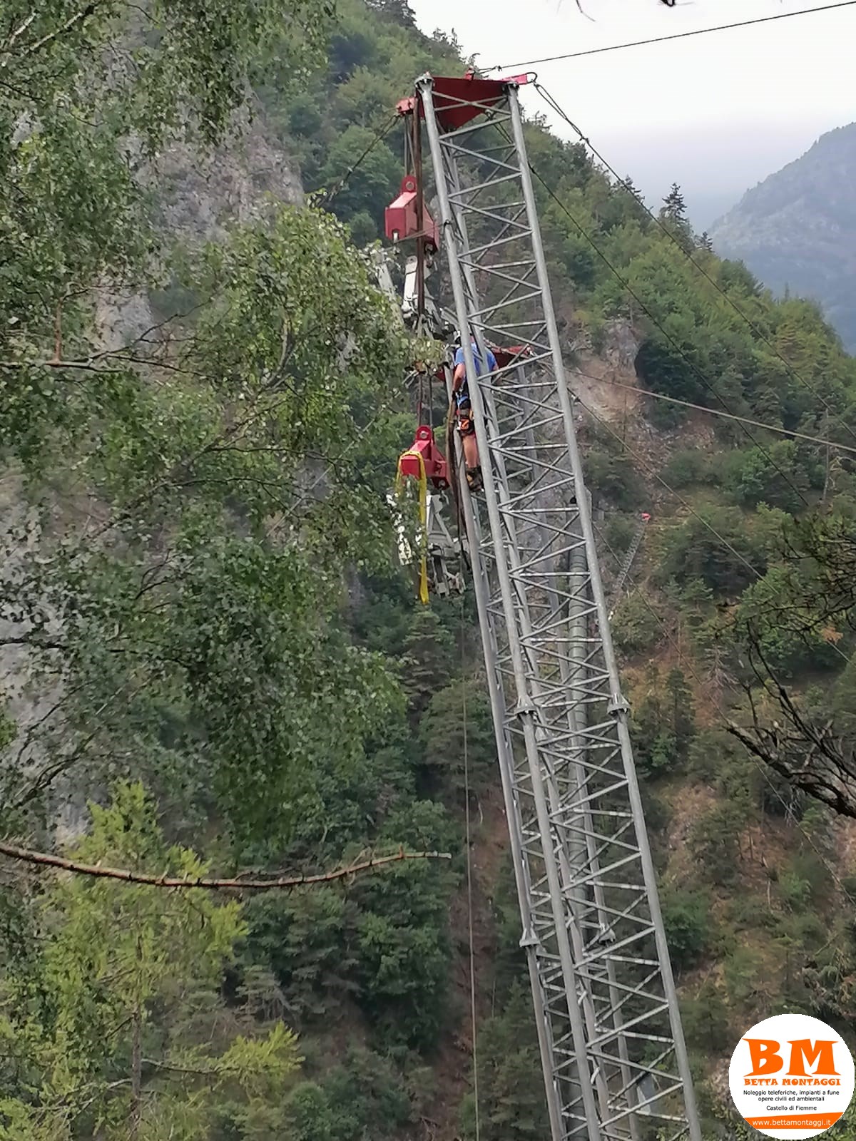 Betta Montaggi - Noleggio Teleferiche su misura - Noleggio impianti a fune a caduta per gravità e a circuito chuso